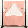 付け下げ 美品 しつけ糸付き 色無地絵羽付下 正絹 古典柄 袷仕立て 身丈154cm 裄丈63.5cm リサイクル着物 着物 入学式 卒業式 七五三 お宮参り フォーマル シンプル ピンク_画像3