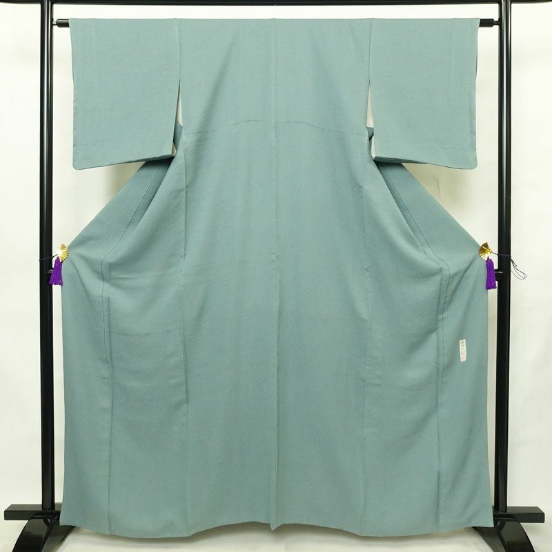 色無地 良品 毎田仁郎 落款入り 一つ紋付き 正絹 木の葉・植物柄 袷仕立て 身丈163cm 裄丈63cm リサイクル着物 一部しつけ糸付き 着物 入学式 卒業式 お茶会 七五三 お宮参り フォーマル 青・紺_画像1