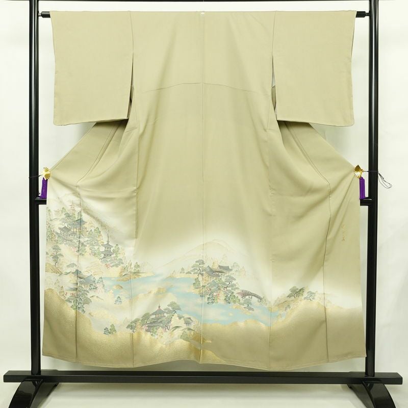 色留袖 良品 しつけ糸付き 一つ紋付き 正絹 風景柄 袷仕立て 身丈152cm 裄丈63cm リサイクル着物 着物 箔 結婚式 パーティー フォーマル ベージュ_画像1