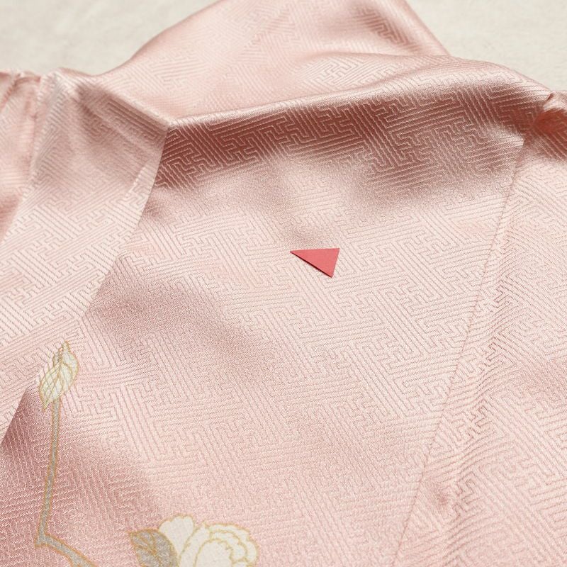 訪問着 綸子 正絹 古典柄 袷仕立て 身丈162cm 裄丈67.5cm リサイクル着物 着物 箔 金彩 入学式 卒業式 七五三 お宮参り フォーマル 扇子 ピンク_画像18