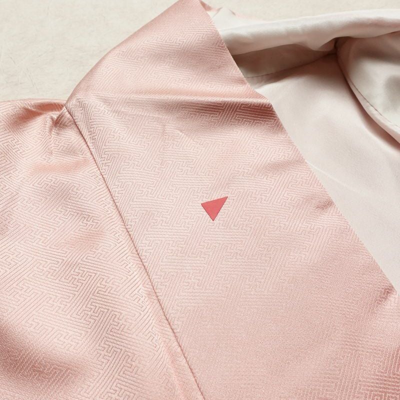 訪問着 綸子 正絹 古典柄 袷仕立て 身丈162cm 裄丈67.5cm リサイクル着物 着物 箔 金彩 入学式 卒業式 七五三 お宮参り フォーマル 扇子 ピンク_画像20