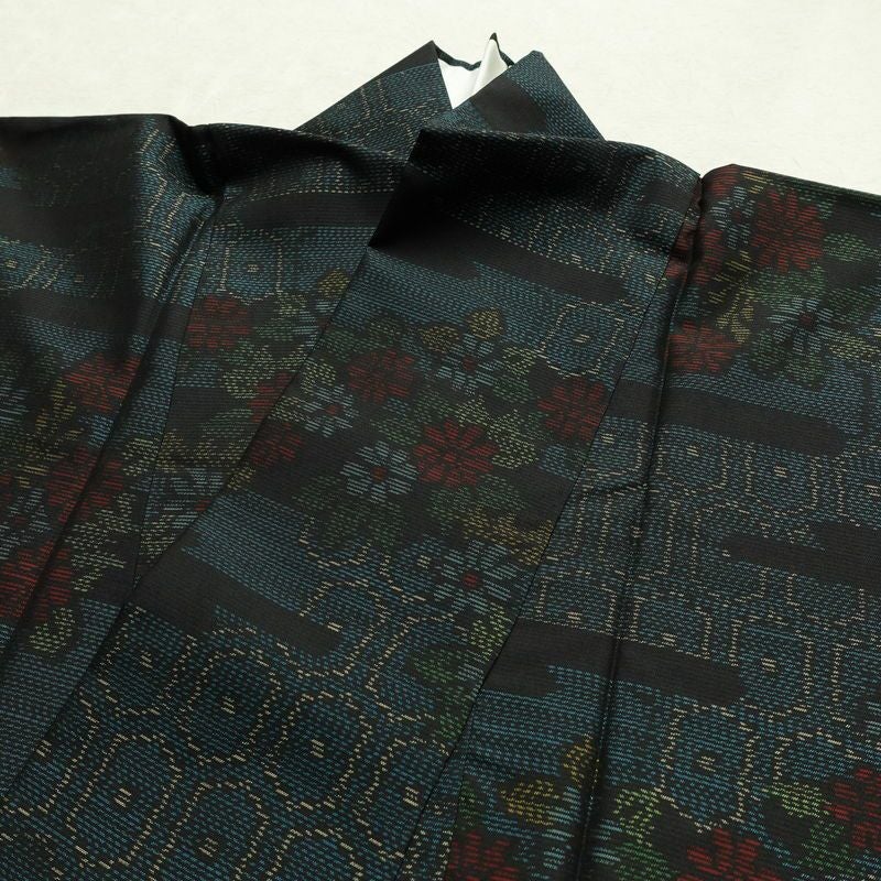 大島紬 証紙なし 正絹 花柄 袷仕立て 身丈155cm 裄丈63cm リサイクル着物 着物 青・紺_画像16