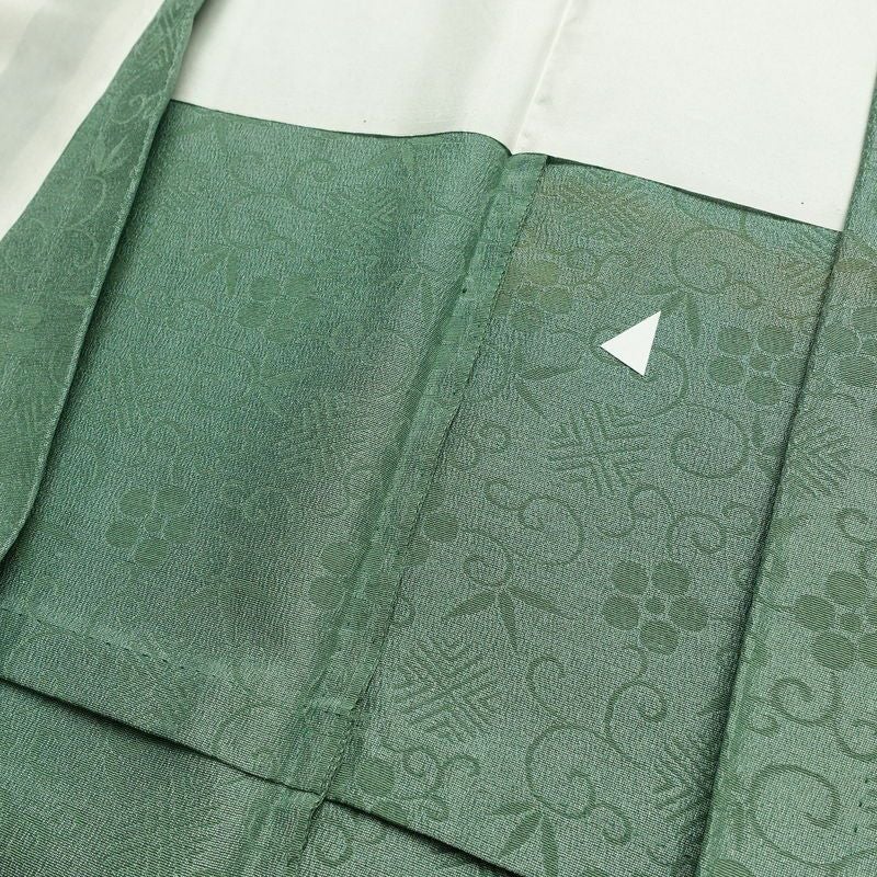 単衣 色無地 しつけ糸付き 一つ紋付き 正絹 古典柄 単衣仕立て 身丈158cm 裄丈63cm リサイクル着物 着物 緑・うぐいす色_画像17