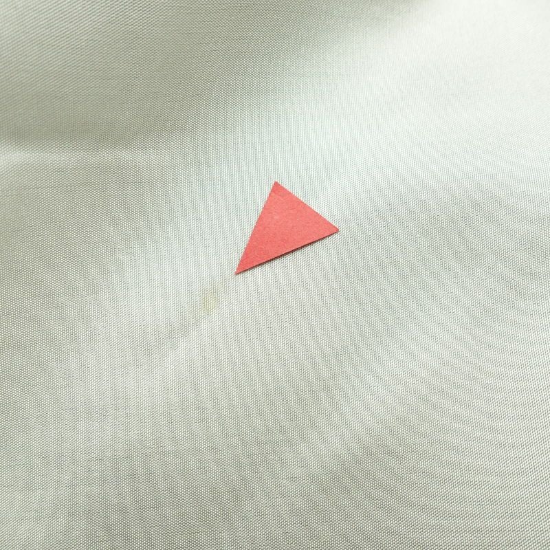 単衣 色無地 しつけ糸付き 一つ紋付き 正絹 古典柄 単衣仕立て 身丈158cm 裄丈63cm リサイクル着物 着物 緑・うぐいす色_画像19