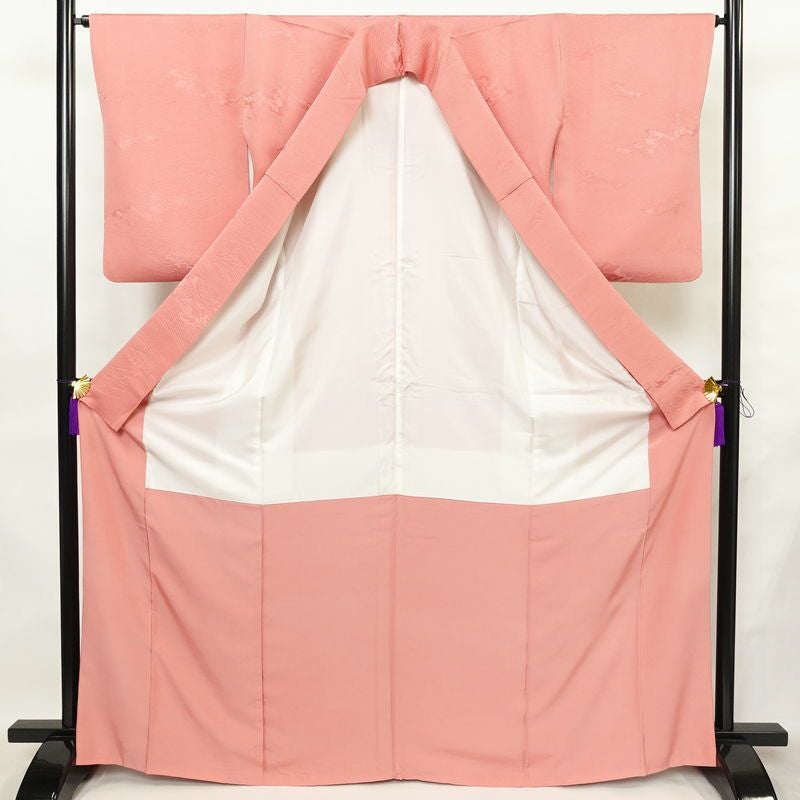 色無地 良品 一つ紋付き 正絹 古典柄 袷仕立て 身丈167cm 裄丈64.5cm リサイクル着物 着物 お茶会 フォーマル ピンク_画像3