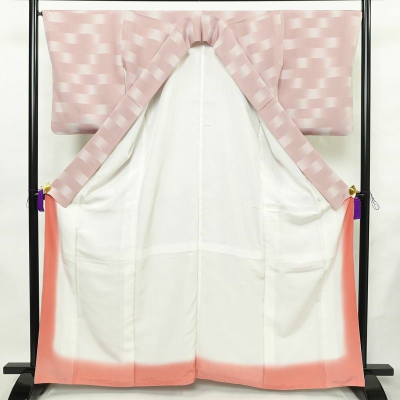 小紋 縮緬 正絹 その他の柄 袷仕立て 身丈162.5cm 裄丈66.5cm リサイクル着物 着物 シンプル ピンク_画像3