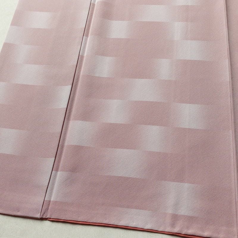 小紋 縮緬 正絹 その他の柄 袷仕立て 身丈162.5cm 裄丈66.5cm リサイクル着物 着物 シンプル ピンク_画像4