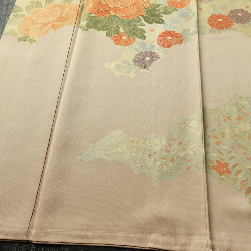 訪問着 良品 金駒刺繍 しつけ糸付き 一つ紋付き 正絹 花柄 袷仕立て 身丈165cm 裄丈66.5cm リサイクル着物 着物 箔 入学式 卒業式 七五三 お宮参り フォーマル ベージュ_画像4