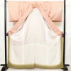 付け下げ 一つ紋付き 正絹 古典柄 袷仕立て 身丈162cm 裄丈67cm リサイクル着物 着物 刺繍 金彩 入学式 卒業式 七五三 お宮参り フォーマル ピンク_画像3