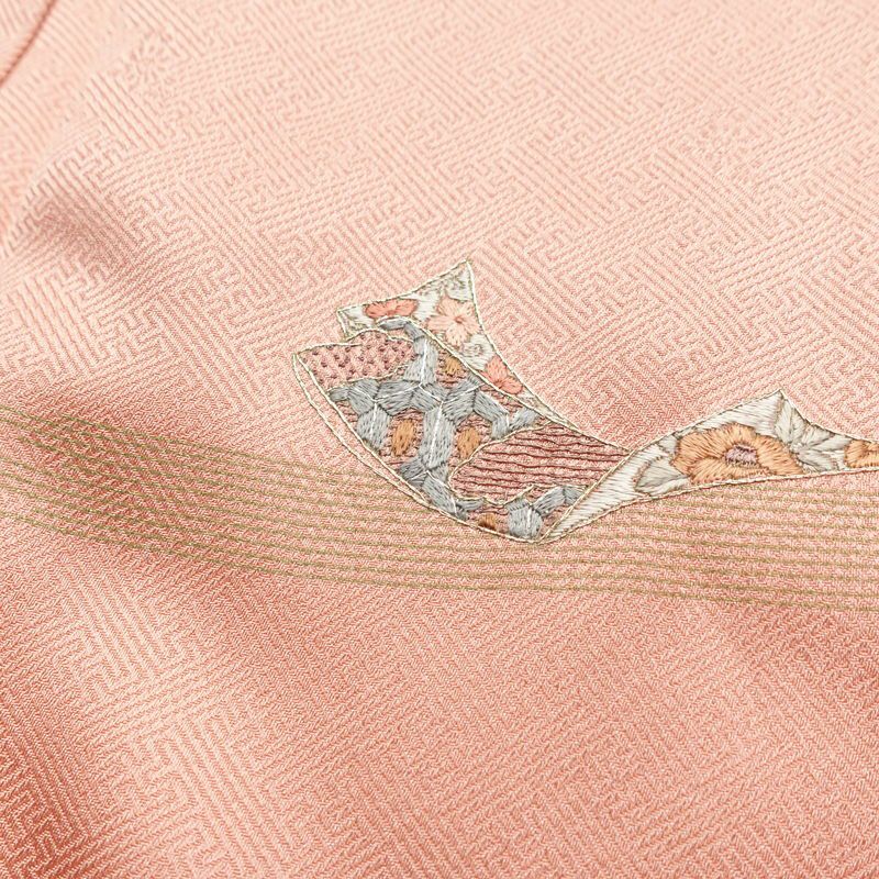 付け下げ 一つ紋付き 正絹 古典柄 袷仕立て 身丈162cm 裄丈67cm リサイクル着物 着物 刺繍 金彩 入学式 卒業式 七五三 お宮参り フォーマル ピンク_画像16