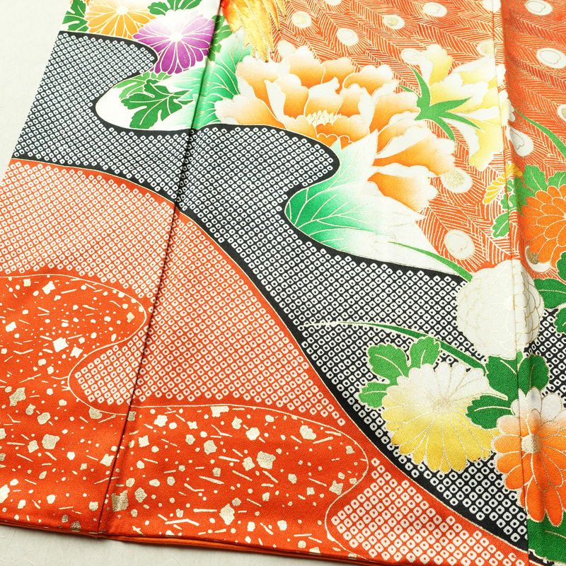 振袖 金駒刺繍 正絹 古典柄 袷仕立て 身丈160cm 裄丈66cm リサイクル着物 着物 孔雀 刺繍 箔 白_画像4