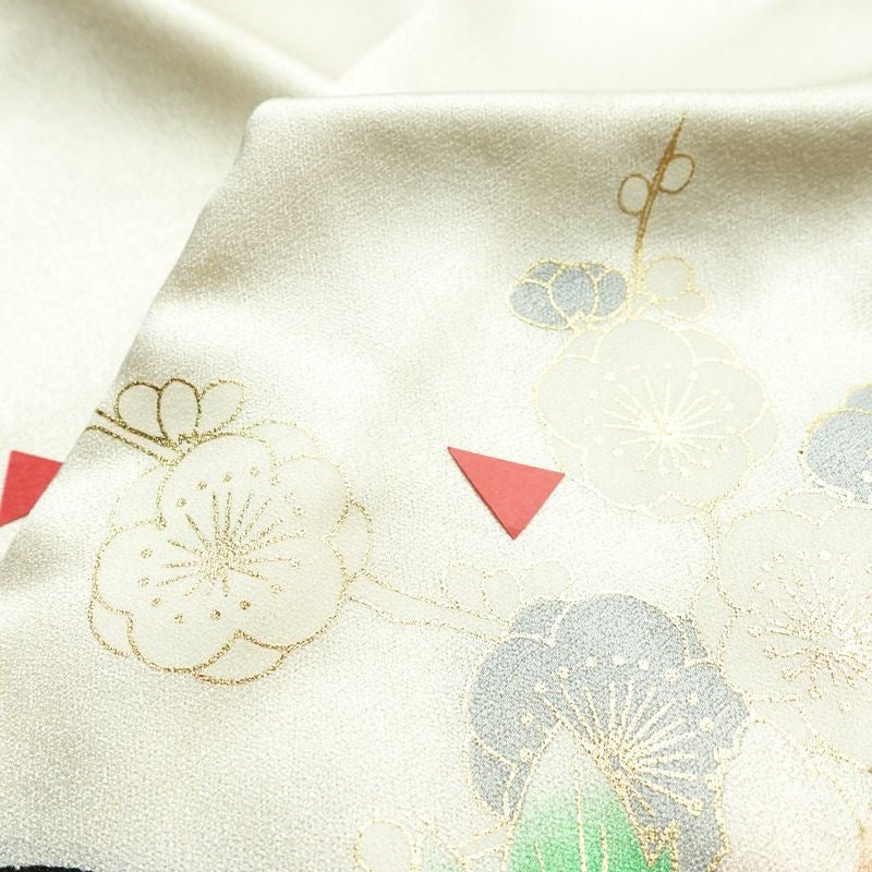 振袖 金駒刺繍 正絹 古典柄 袷仕立て 身丈160cm 裄丈66cm リサイクル着物 着物 孔雀 刺繍 箔 白_画像17