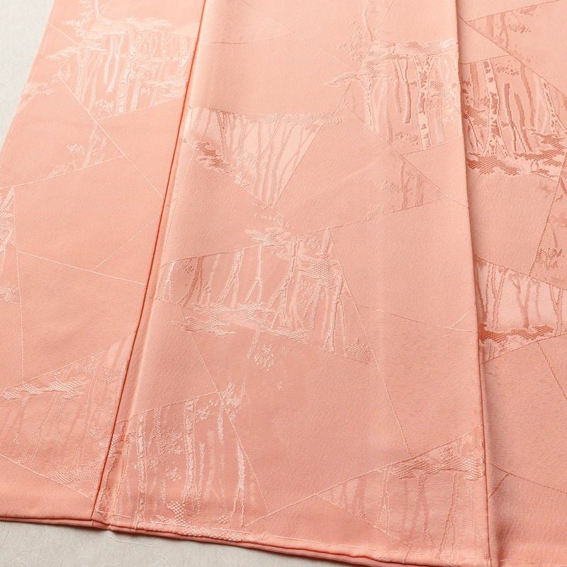 色無地 しつけ糸付き 正絹 木の葉・植物柄 袷仕立て 身丈160.5cm 裄丈64.5cm リサイクル着物 着物 フォーマル ピンク_画像4