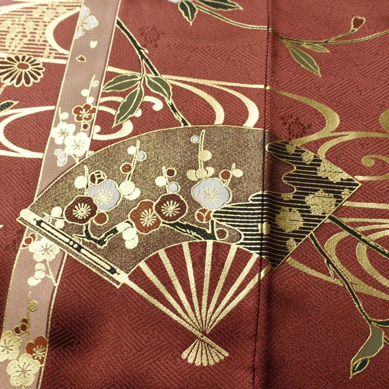 訪問着 しつけ糸付き 綸子 正絹 古典柄 袷仕立て 身丈156cm 裄丈64.5cm リサイクル着物 着物 箔 入学式 卒業式 結婚式 七五三 お宮参り フォーマル 小豆・エンジ_画像12