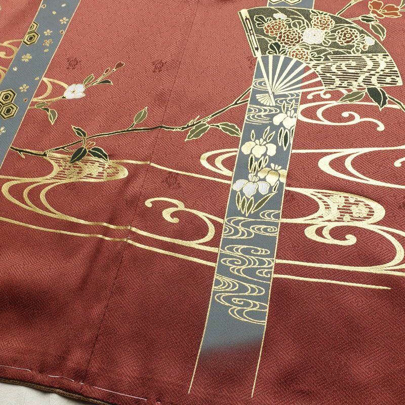 訪問着 しつけ糸付き 綸子 正絹 古典柄 袷仕立て 身丈156cm 裄丈64.5cm リサイクル着物 着物 箔 入学式 卒業式 結婚式 七五三 お宮参り フォーマル 小豆・エンジ_画像14