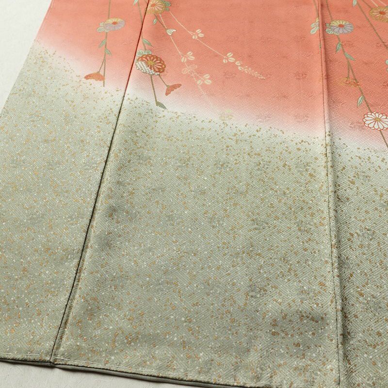 訪問着 良品 しつけ糸付き 綸子 正絹 花柄 袷仕立て 身丈161.5cm 裄丈66cm リサイクル着物 着物 箔 入学式 卒業式 七五三 お宮参り フォーマル 緑・うぐいす色_画像4