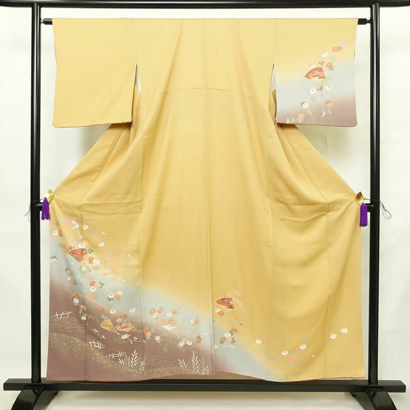 訪問着 正絹 古典柄 袷仕立て 身丈153cm 裄丈63cm リサイクル着物 着物 箔 金彩 入学式 卒業式 七五三 お宮参り フォーマル 上品 ベージュ_画像1