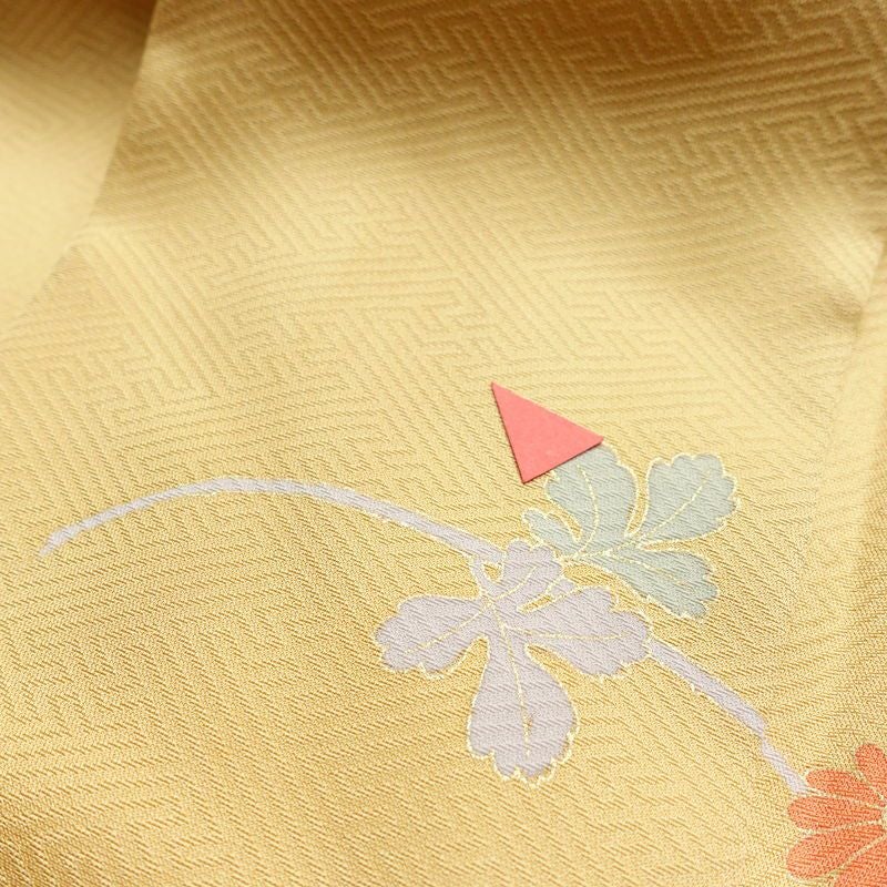 訪問着 正絹 古典柄 袷仕立て 身丈153cm 裄丈63cm リサイクル着物 着物 箔 金彩 入学式 卒業式 七五三 お宮参り フォーマル 上品 ベージュ_画像17