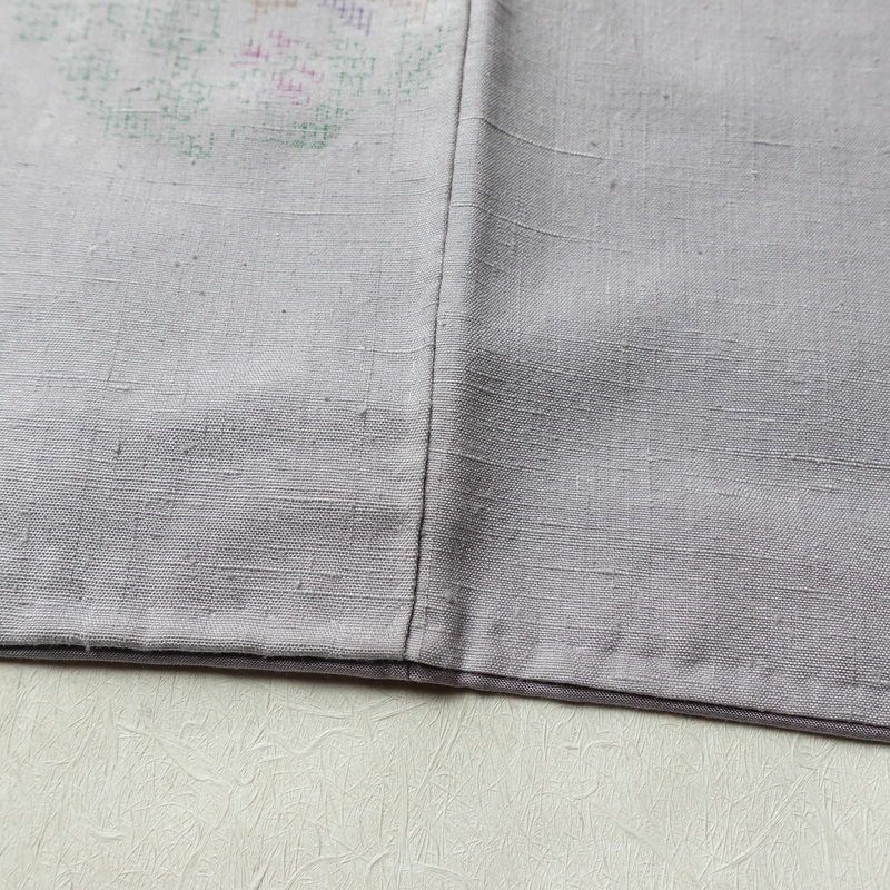 結城紬 紬 手織結城紬 証紙あり 正絹 幾何学柄・抽象柄 袷仕立て 身丈159cm 裄丈64cm リサイクル着物 着物 紫・藤色_画像11