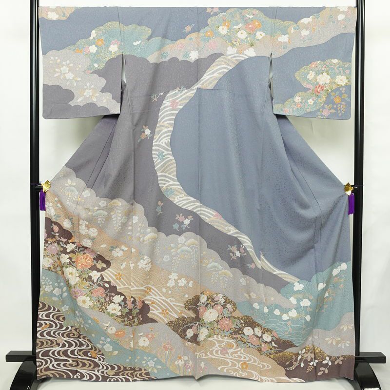 訪問着 良品 金駒刺繍 正絹 花柄 袷仕立て 身丈165.5cm 裄丈69cm リサイクル着物 一部しつけ糸付き 着物 箔 入学式 卒業式 結婚式 七五三 パーティー お宮参り フォーマル 菊 くすみブルー くすみパープル 多色使い_画像1