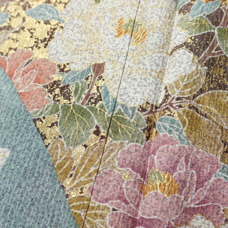 訪問着 良品 金駒刺繍 正絹 花柄 袷仕立て 身丈165.5cm 裄丈69cm リサイクル着物 一部しつけ糸付き 着物 箔 入学式 卒業式 結婚式 七五三 パーティー お宮参り フォーマル 菊 くすみブルー くすみパープル 多色使い_画像10