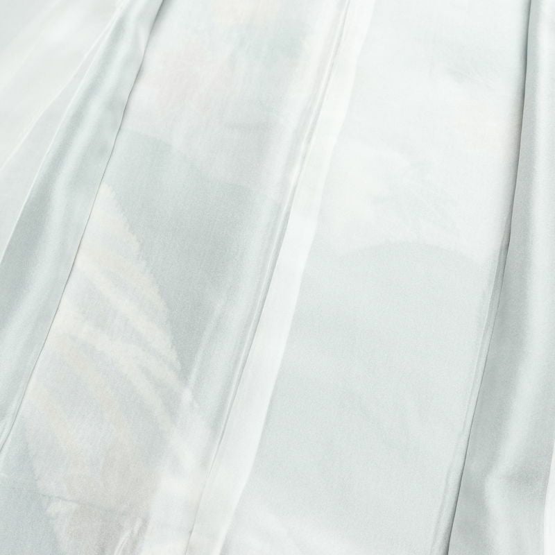 訪問着 良品 金駒刺繍 正絹 花柄 袷仕立て 身丈165.5cm 裄丈69cm リサイクル着物 一部しつけ糸付き 着物 箔 入学式 卒業式 結婚式 七五三 パーティー お宮参り フォーマル 菊 くすみブルー くすみパープル 多色使い_画像20