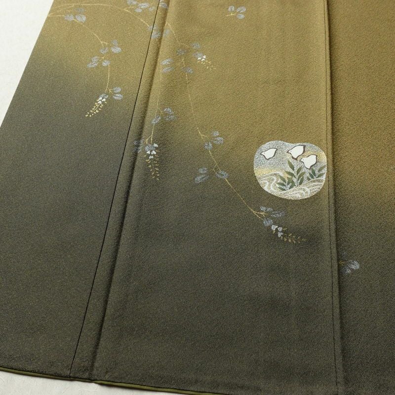 付け下げ 美品 正絹 花柄 袷仕立て 身丈154.5cm 裄丈63cm リサイクル着物 着物 箔 入学式 卒業式 七五三 お宮参り フォーマル 千鳥 上品 黄・黄土色_画像4