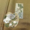 付け下げ 美品 正絹 花柄 袷仕立て 身丈154.5cm 裄丈63cm リサイクル着物 着物 箔 入学式 卒業式 七五三 お宮参り フォーマル 千鳥 上品 黄・黄土色_画像7