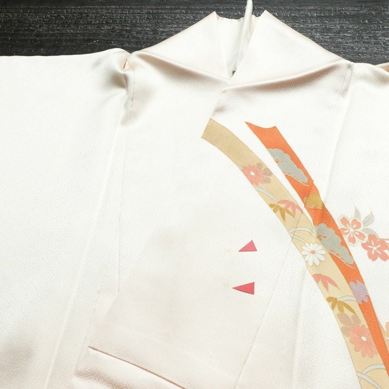 訪問着 綸子 正絹 古典柄 袷仕立て 身丈165cm 裄丈68cm リサイクル着物 着物 金彩 入学式 卒業式 七五三 お宮参り フォーマル ピンク_画像17