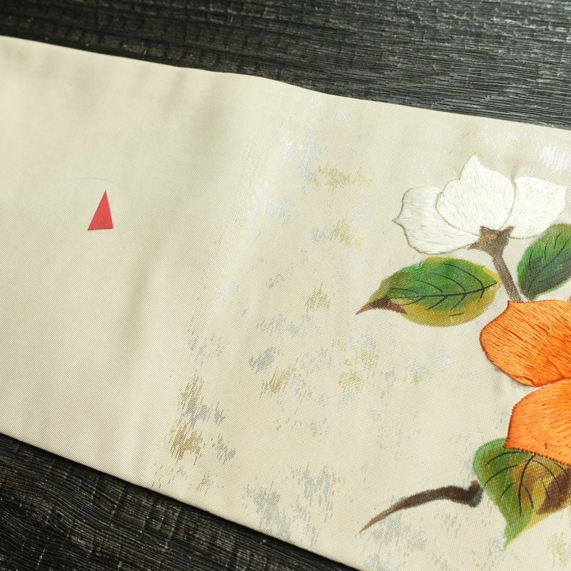 名古屋帯 太鼓柄 正絹 花柄 名古屋仕立て なごや帯 リサイクル帯 帯 刺繍 箔 椿 白_画像16