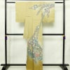 訪問着 良品 辻が花 しつけ糸付き 綸子 正絹 花柄 袷仕立て 身丈164.5cm 裄丈64cm リサイクル着物 着物 箔 共八掛 入学式 卒業式 七五三 お宮参り フォーマル 黄・黄土色_画像2
