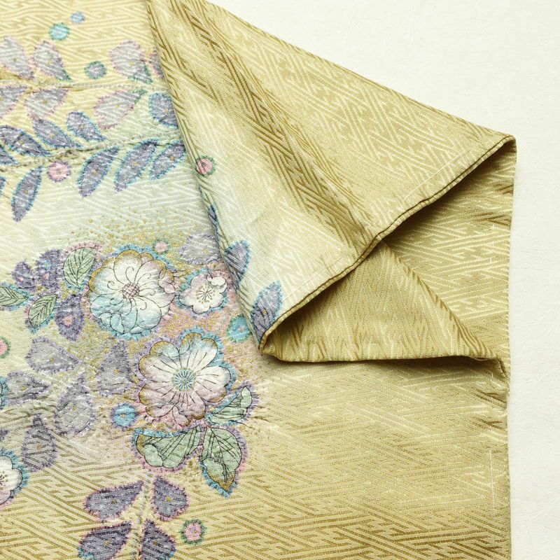 訪問着 良品 辻が花 しつけ糸付き 綸子 正絹 花柄 袷仕立て 身丈164.5cm 裄丈64cm リサイクル着物 着物 箔 共八掛 入学式 卒業式 七五三 お宮参り フォーマル 黄・黄土色_画像16
