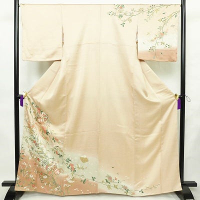 訪問着 良品 しつけ糸付き 正絹 古典柄 袷仕立て 身丈164cm 裄丈66.5cm リサイクル着物 着物 箔 入学式 卒業式 七五三 お宮参り フォーマル 菊 ピンクベージュ ベージュ