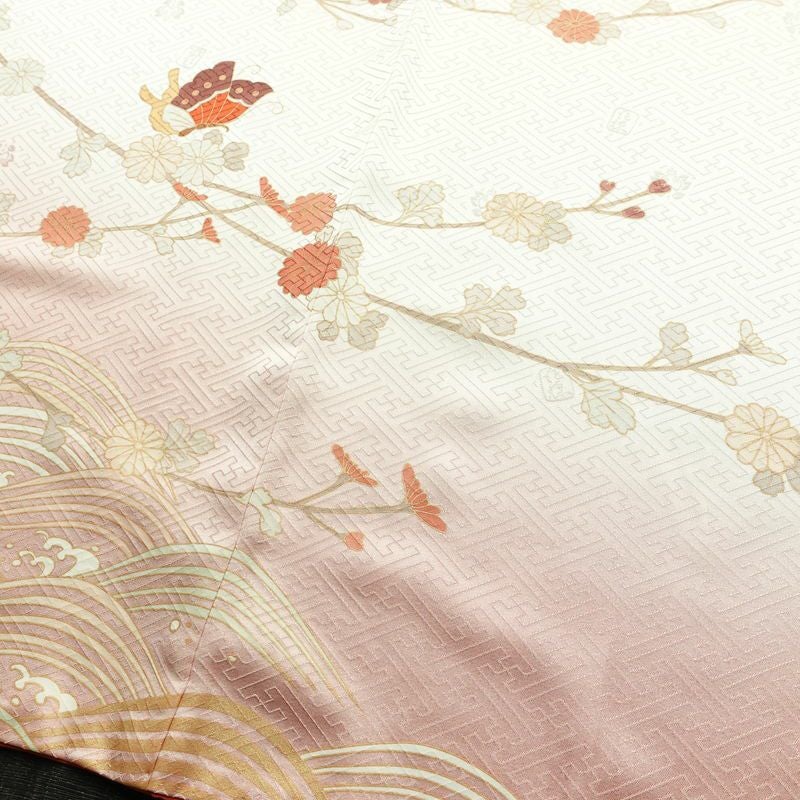 訪問着 落款入り 綸子 伊達衿付き 金駒刺繍 正絹 花柄 袷仕立て 身丈158.5cm 裄丈67cm リサイクル着物 着物 蝶 金彩 入学式 卒業式 七五三 お宮参り フォーマル ピンク_画像12