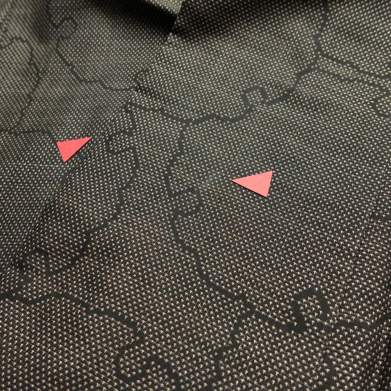 大島紬 良品 純泥染 証紙あり 正絹 古典柄 袷仕立て 身丈154cm 裄丈63cm リサイクル着物 着物 モダン 茶_画像17