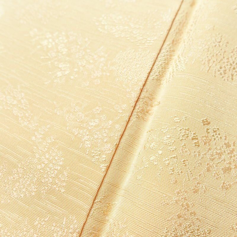 色無地 美品 しつけ糸付き 一つ紋付き 正絹 木の葉・植物柄 袷仕立て 身丈161.5cm 裄丈65.5cm リサイクル着物 着物 入学式 卒業式 お茶会 七五三 お宮参り フォーマル 上品 淡オレンジ 橙_画像10