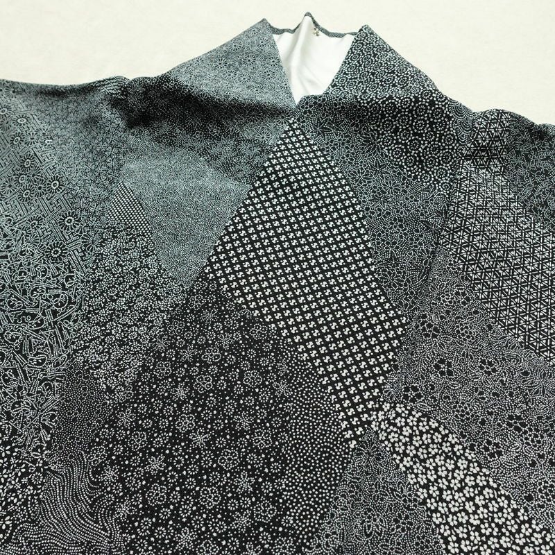小紋 良品 小紋師 北原寿永 落款入り 縮緬 江戸小紋 総柄 正絹 古典柄 袷仕立て 身丈159.5cm 裄丈64.5cm リサイクル着物 着物 黒_画像17