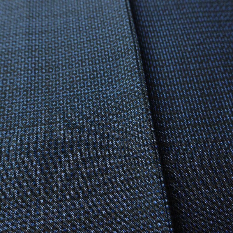 男性用 着物 良品 正絹 亀甲柄 袷仕立て 身丈146.5cm 裄丈70cm リサイクル着物 着物 青・紺_画像11