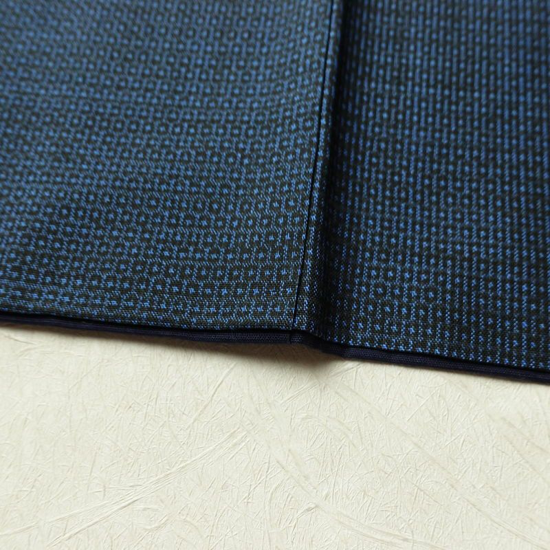 男性用 着物 良品 正絹 亀甲柄 袷仕立て 身丈146.5cm 裄丈70cm リサイクル着物 着物 青・紺_画像12