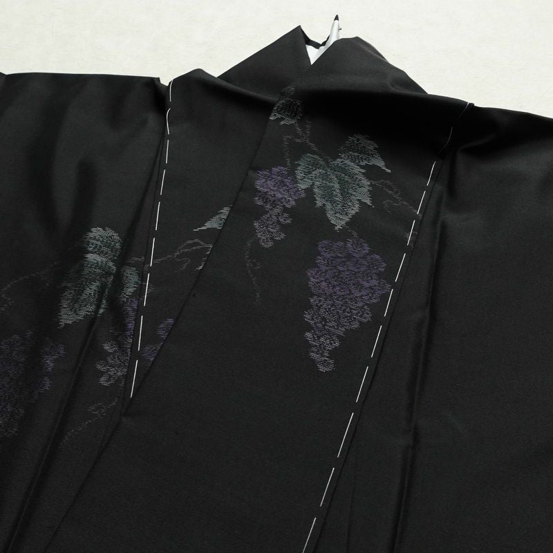 大島紬 良品 証紙あり しつけ糸付き 正絹 木の葉・植物柄 袷仕立て 身丈157cm 裄丈62.5cm リサイクル着物 着物 シンプル 葡萄 洒落 黒_画像16