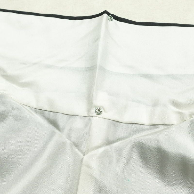 大島紬 良品 証紙あり しつけ糸付き 正絹 木の葉・植物柄 袷仕立て 身丈157cm 裄丈62.5cm リサイクル着物 着物 シンプル 葡萄 洒落 黒_画像18