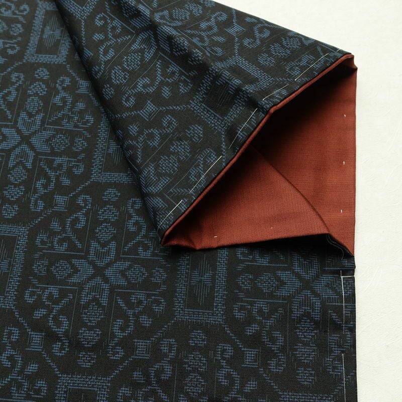 紬 しつけ糸付き 正絹 幾何学柄・抽象柄 袷仕立て 身丈163cm 裄丈64.5cm リサイクル着物 着物 モダン 黒_画像14