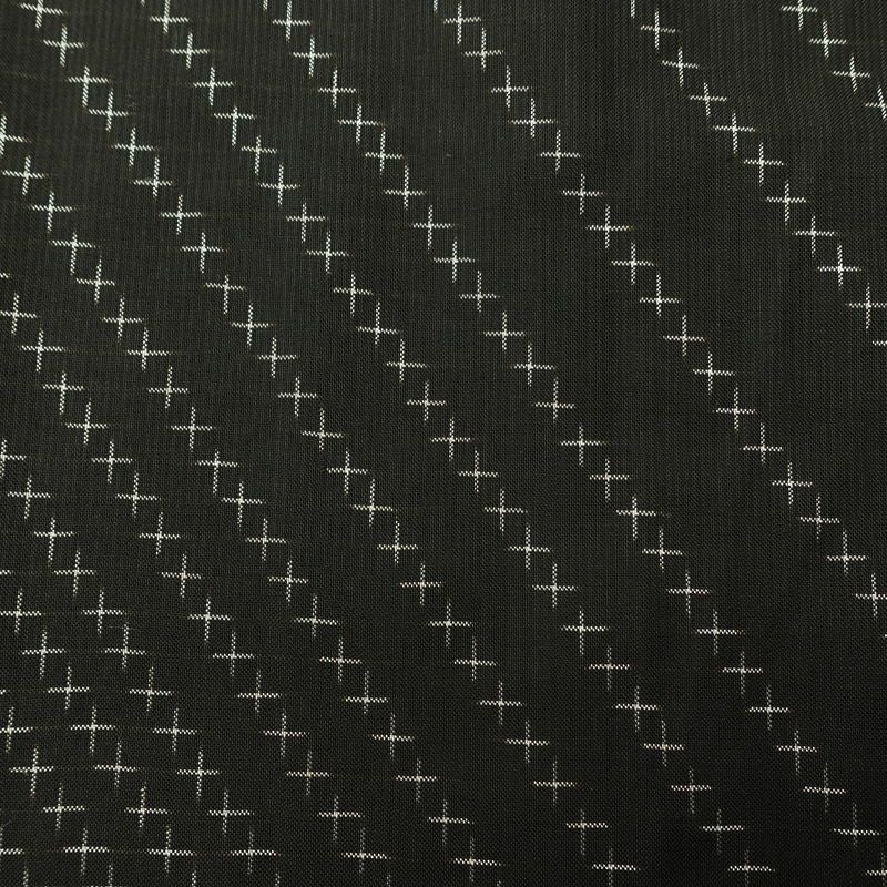 大島紬 美品 証紙あり しつけ糸付き 正絹 古典柄 袷仕立て 身丈156.5cm 裄丈63.5cm リサイクル着物 着物 モダン シンプル 黒_画像7