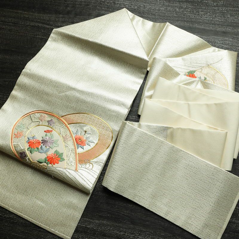 名古屋帯 太鼓柄 美品 金駒刺繍 正絹 古典柄 名古屋仕立て なごや帯 リサイクル帯 帯 刺繍 金彩 金・銀_画像17