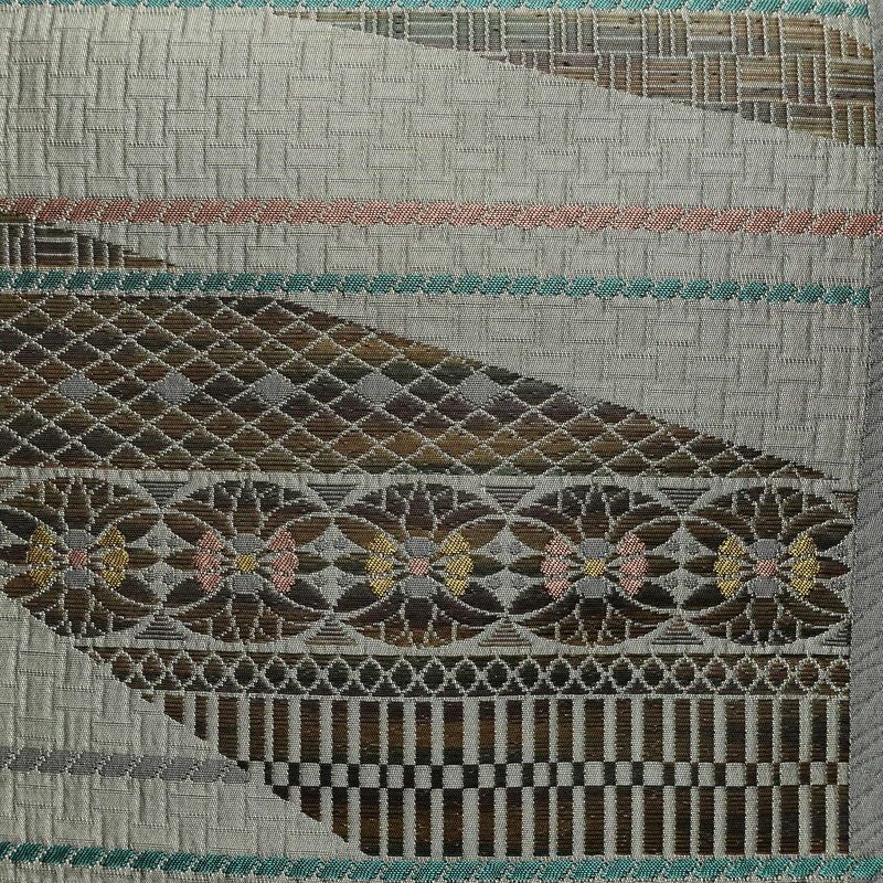 名古屋帯 六通柄 美品 正絹 幾何学柄・抽象柄 通し仕立て なごや帯 リサイクル帯 帯 未使用品 多色使い_画像2