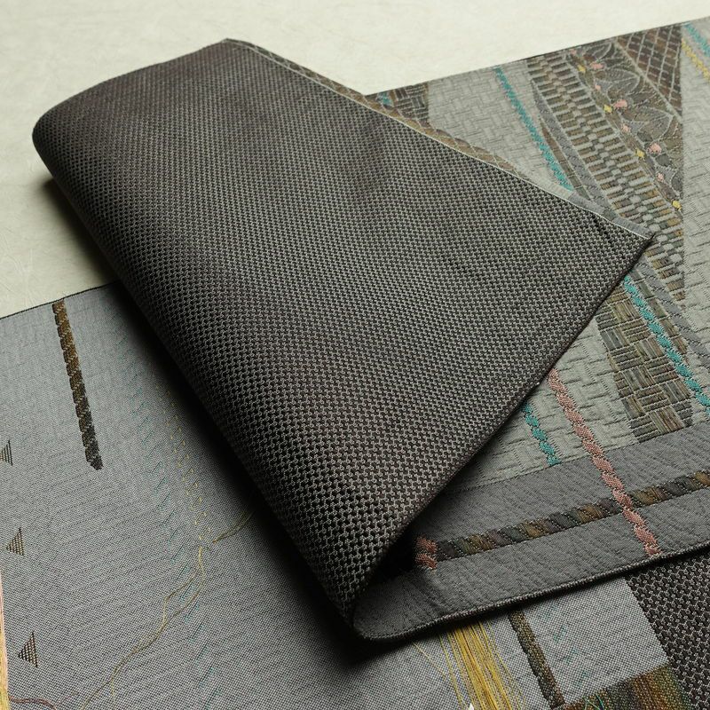 名古屋帯 六通柄 美品 正絹 幾何学柄・抽象柄 通し仕立て なごや帯 リサイクル帯 帯 未使用品 多色使い_画像10