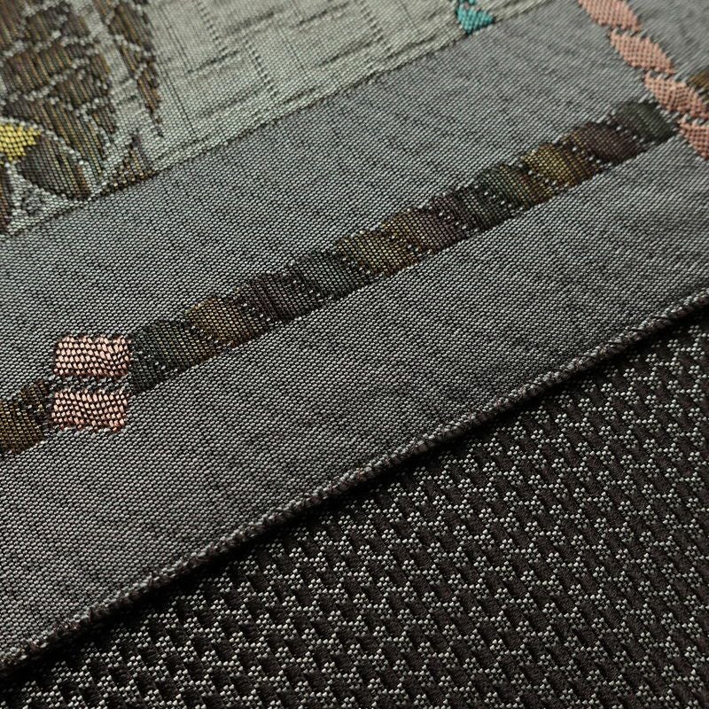 名古屋帯 六通柄 美品 正絹 幾何学柄・抽象柄 通し仕立て なごや帯 リサイクル帯 帯 未使用品 多色使い_画像13