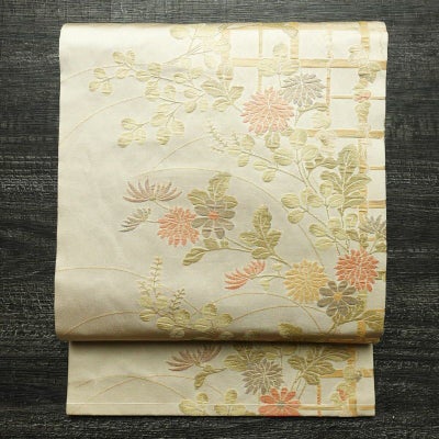 名古屋帯 六通柄 正絹 花柄 名古屋仕立て なごや帯 リサイクル帯 帯 箔 金糸 ベージュ