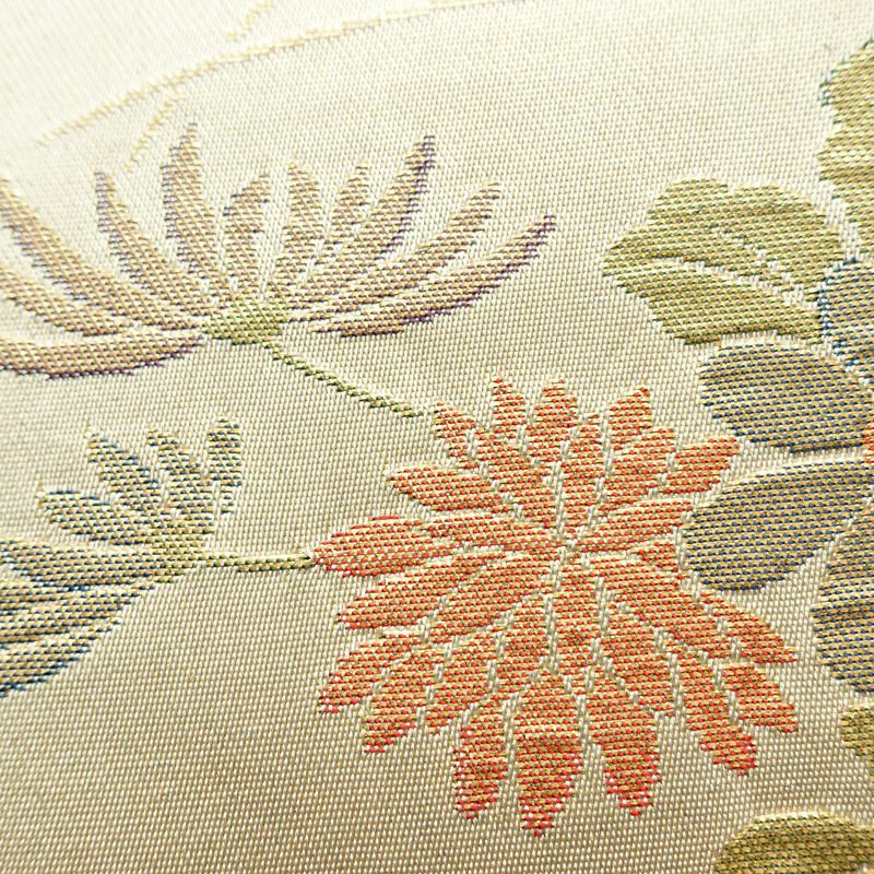 名古屋帯 六通柄 正絹 花柄 名古屋仕立て なごや帯 リサイクル帯 帯 箔 金糸 ベージュ_画像7