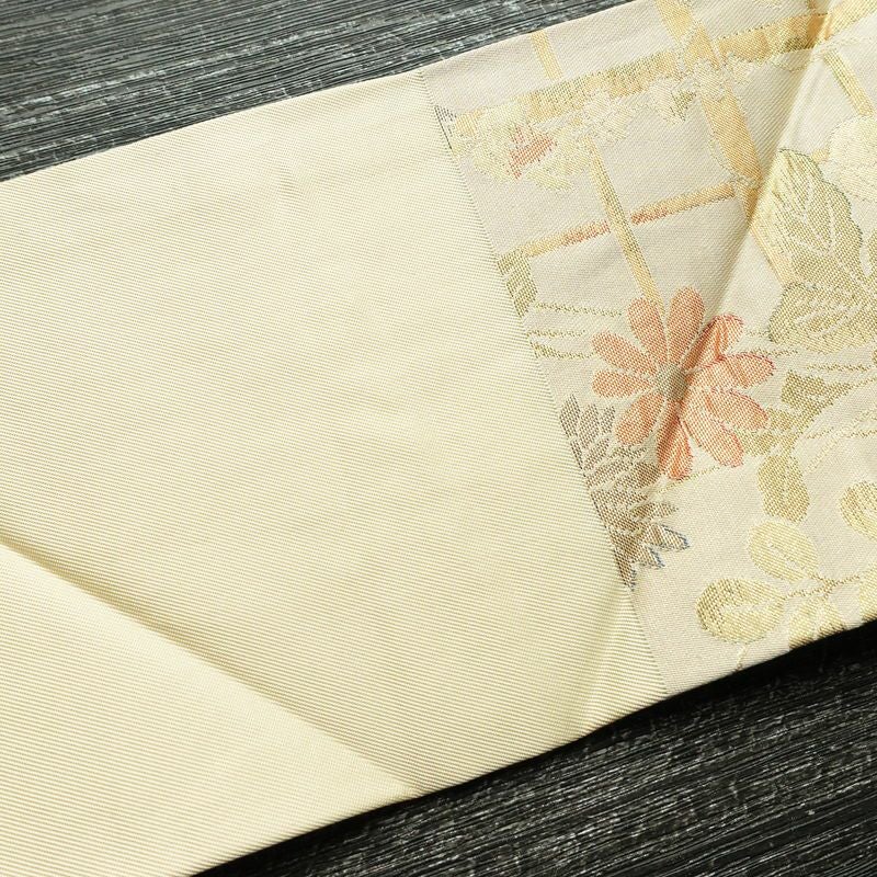 名古屋帯 六通柄 正絹 花柄 名古屋仕立て なごや帯 リサイクル帯 帯 箔 金糸 ベージュ_画像14